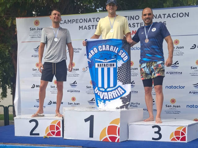 Juan Avenda�o, bicampe�n argentino de nataci�n